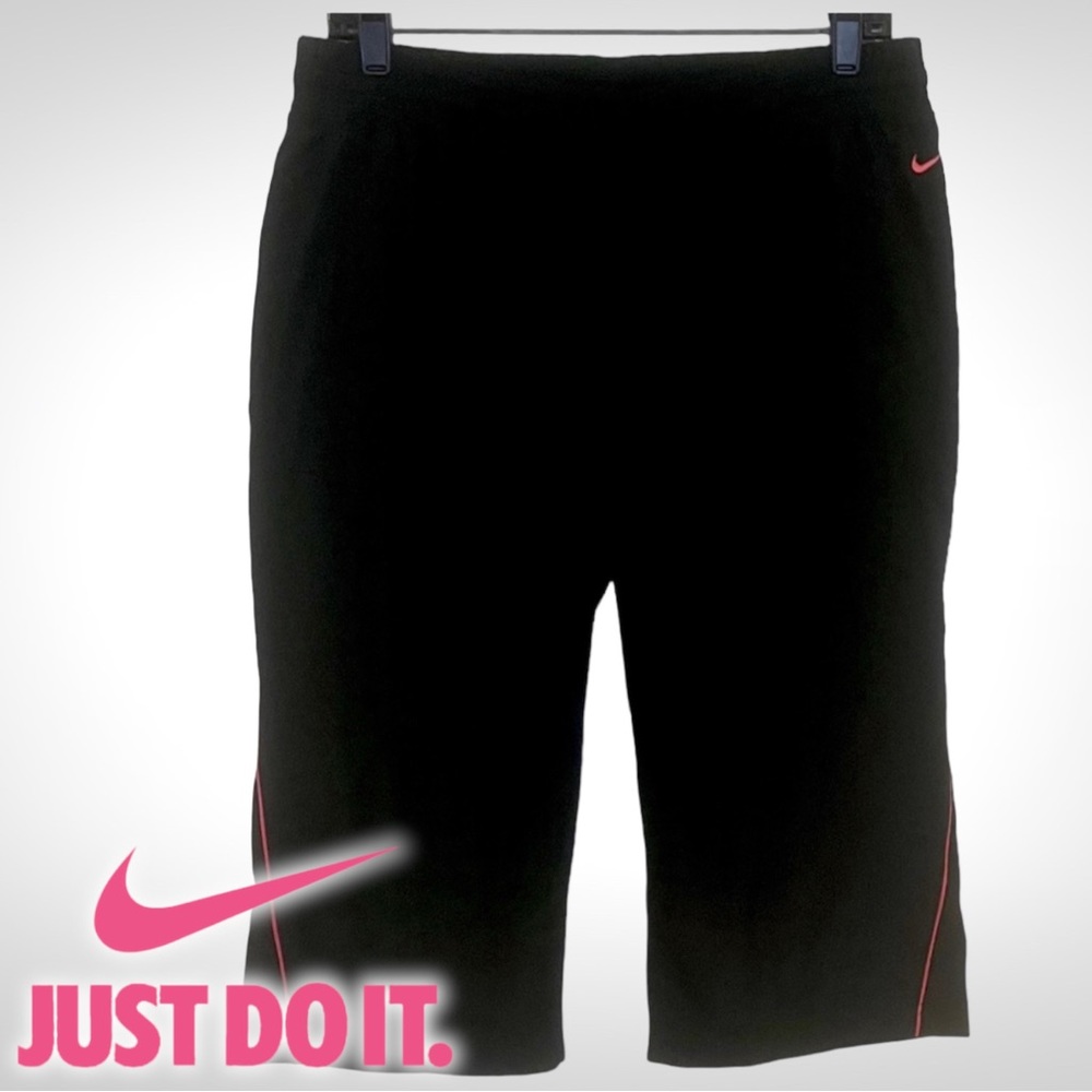 Nike Athletic Loose Leg Capris